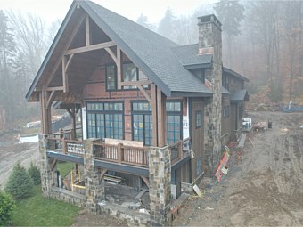 Quimby mountain mica sq rct - house facade